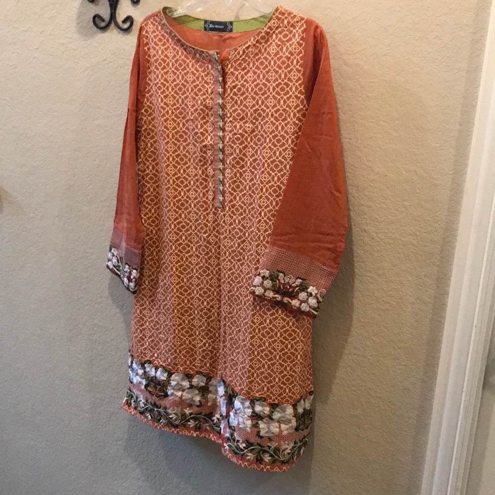 Gul Ahmed lawn shirt